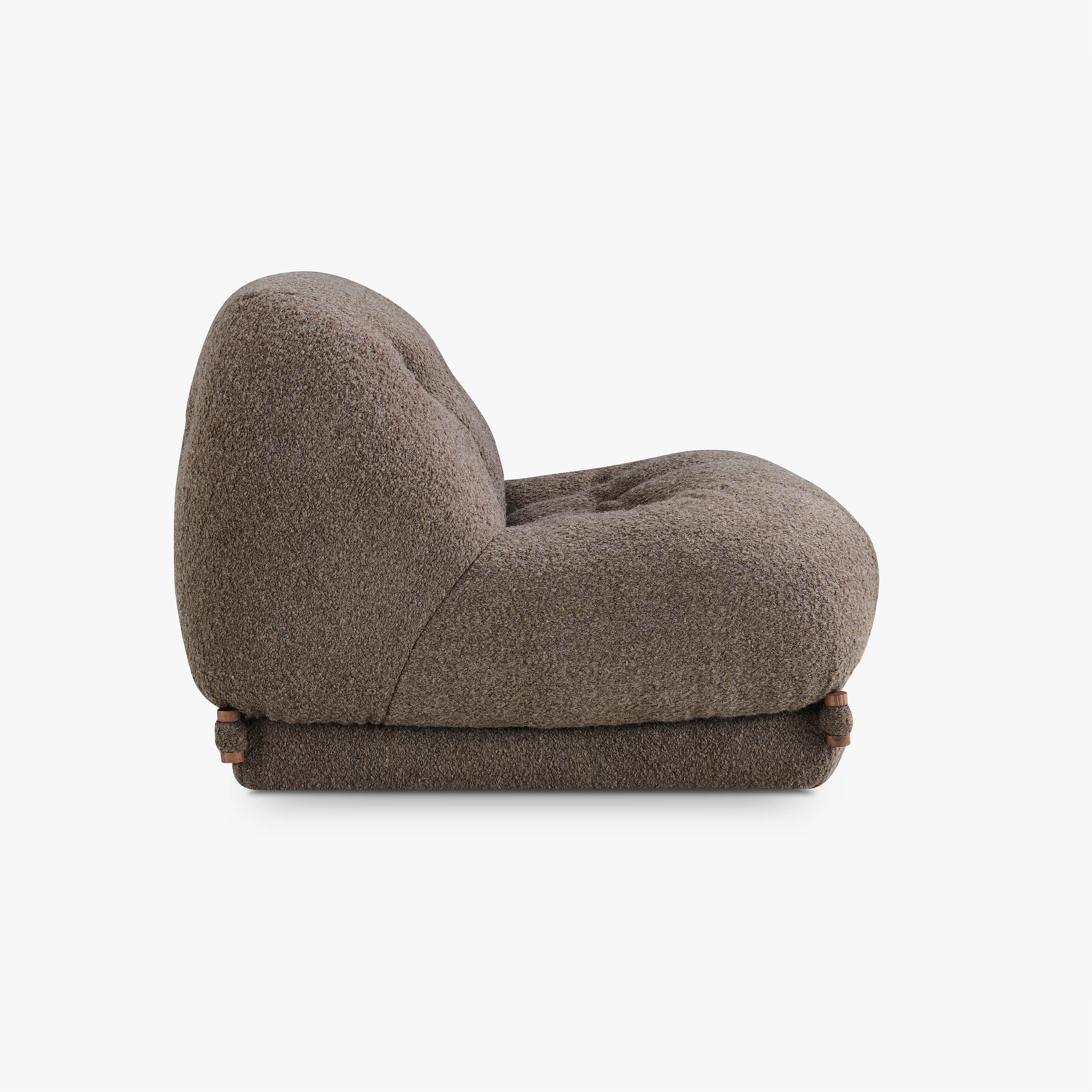 Orlo Armchair