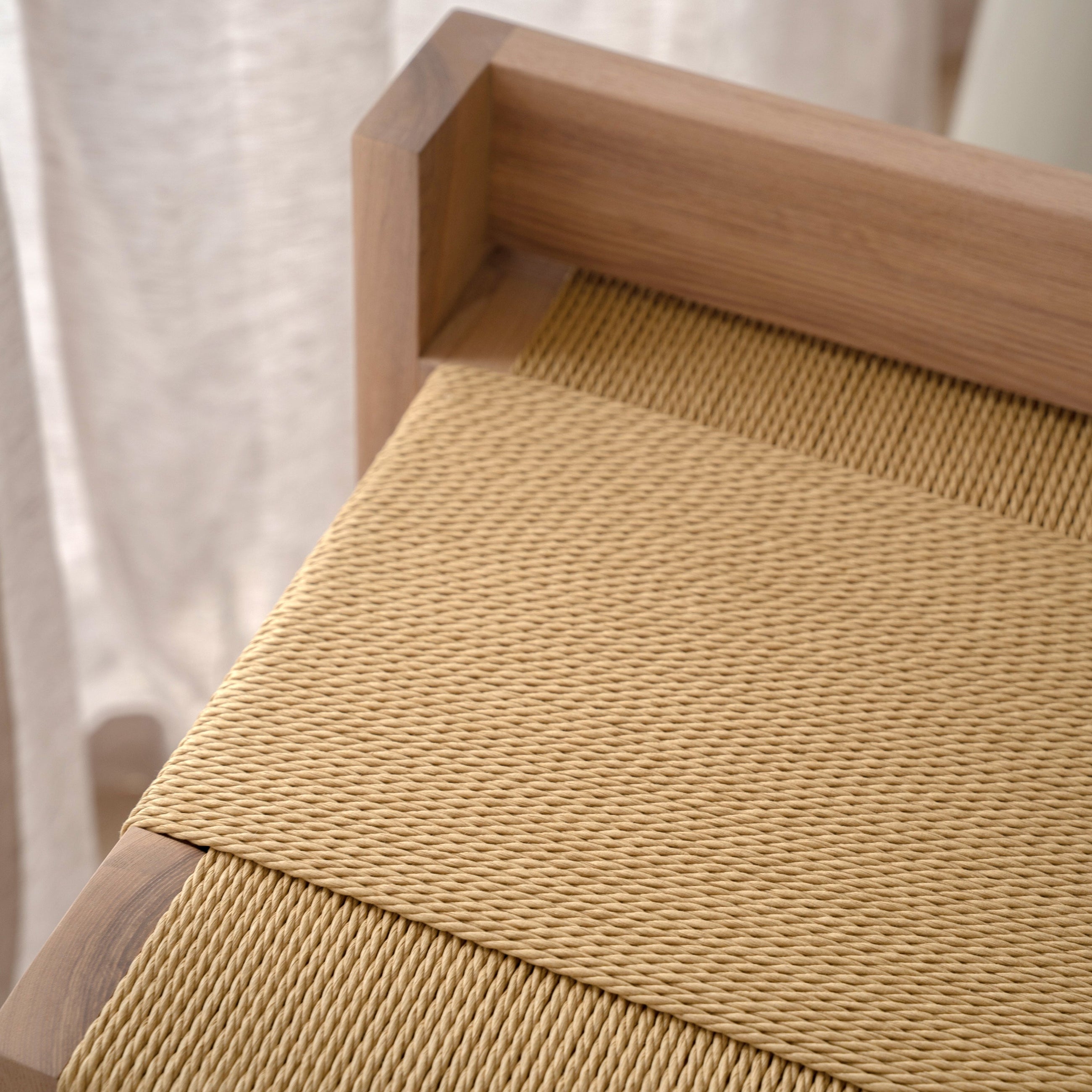 Pila Chair