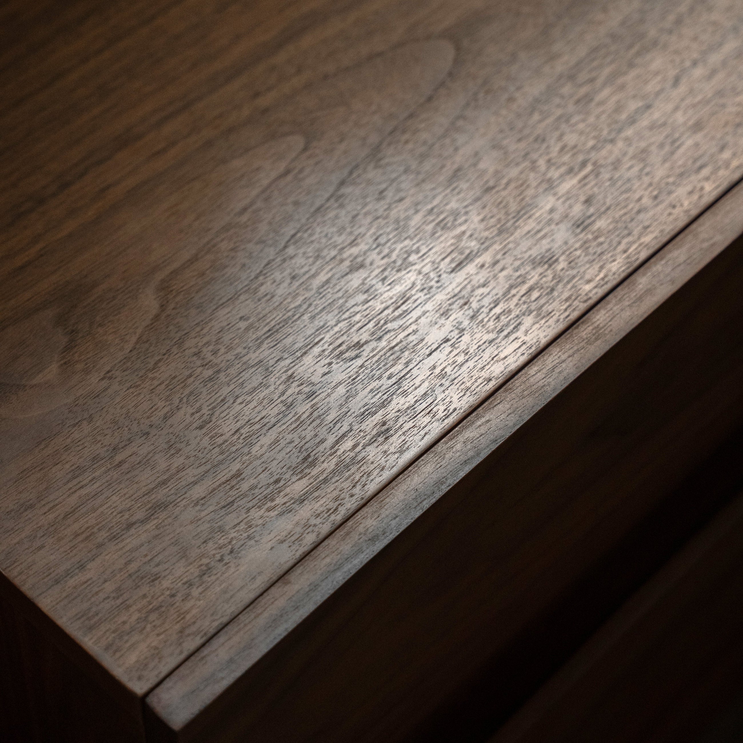 Quadro Bedside