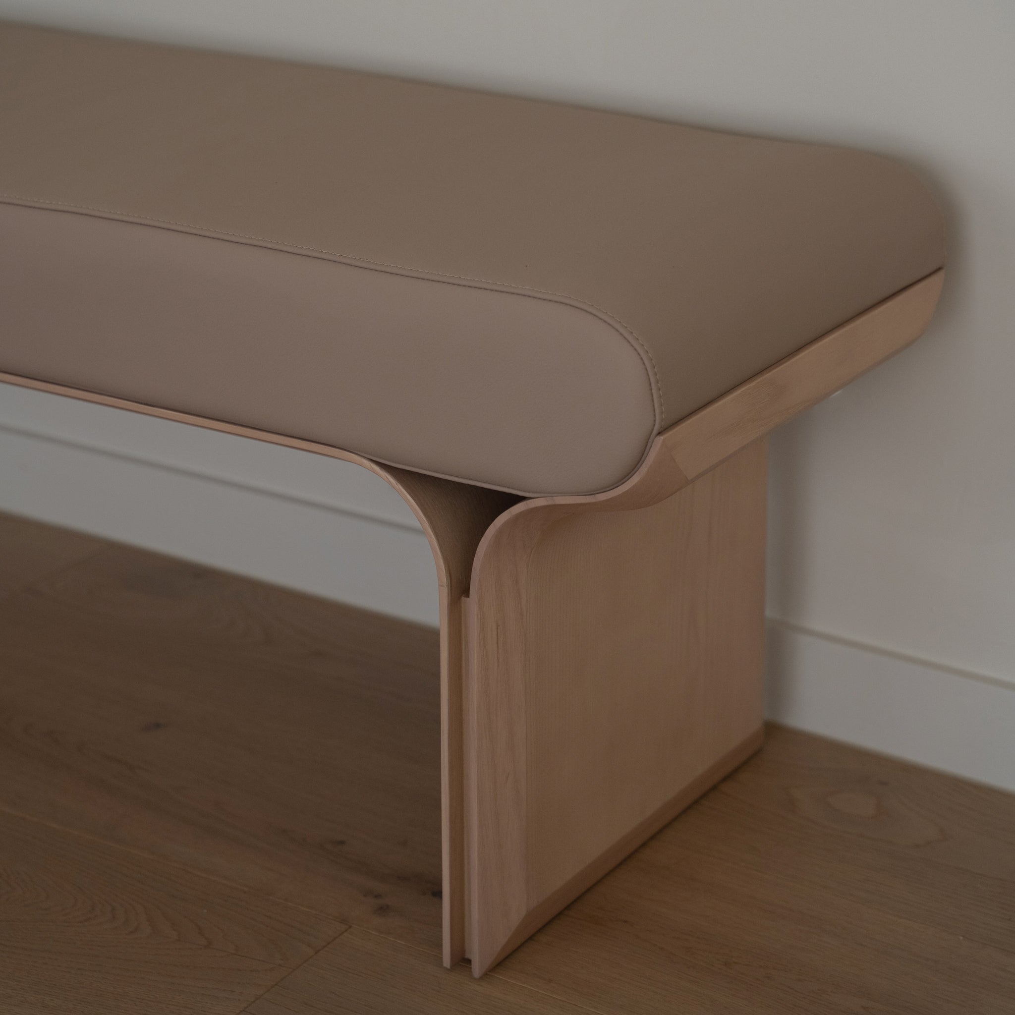 Sable Bench Seat