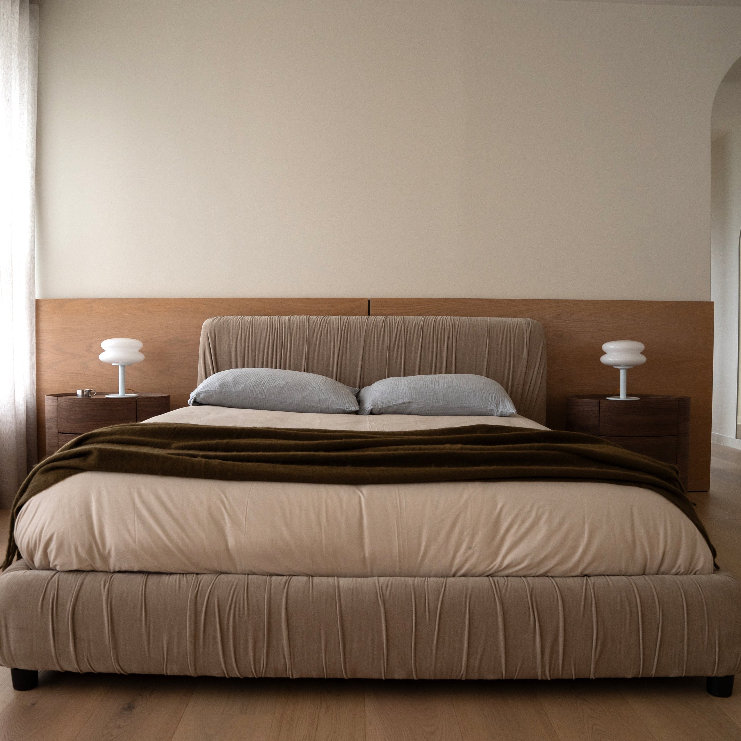 Tace Storage Bed