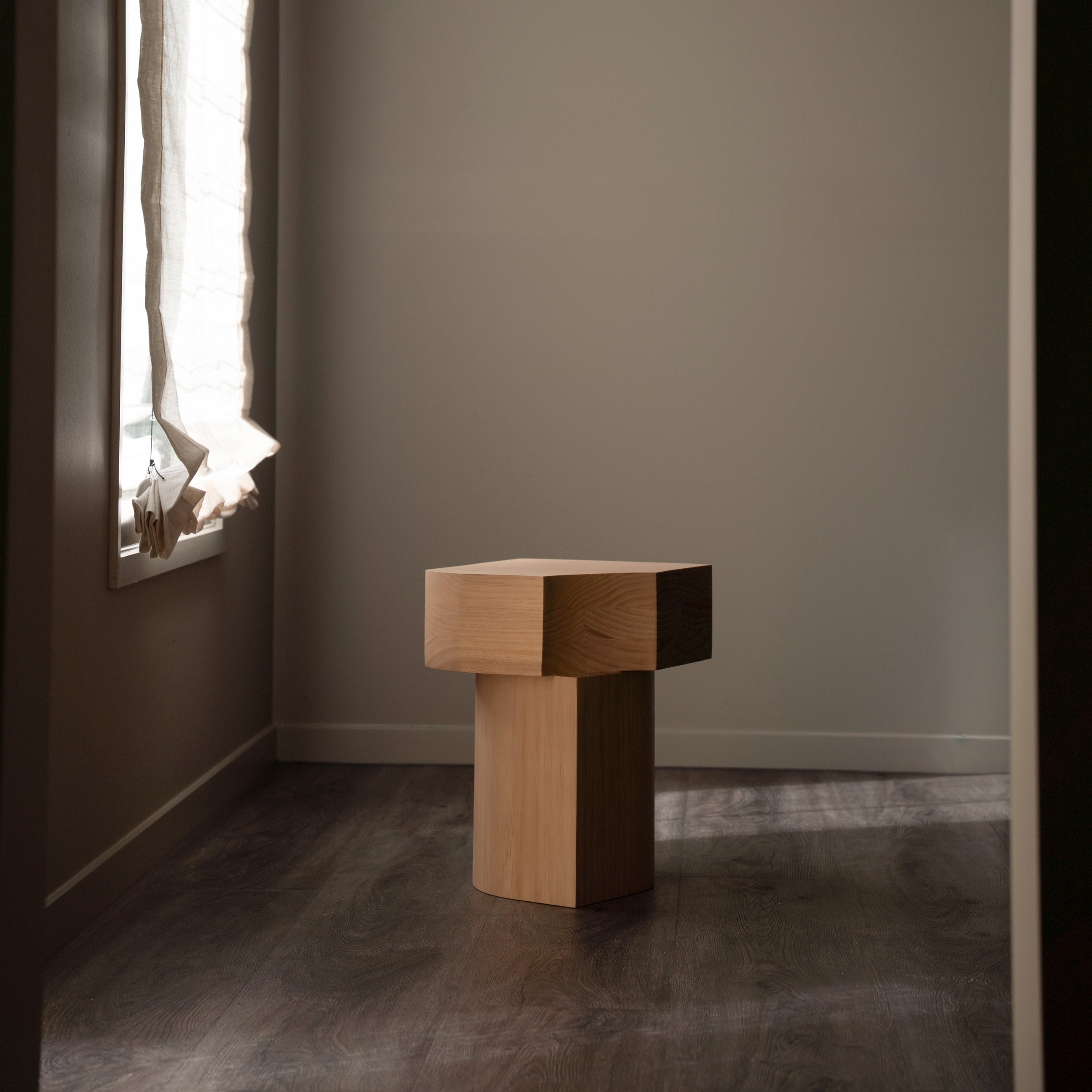 Masso Side Table