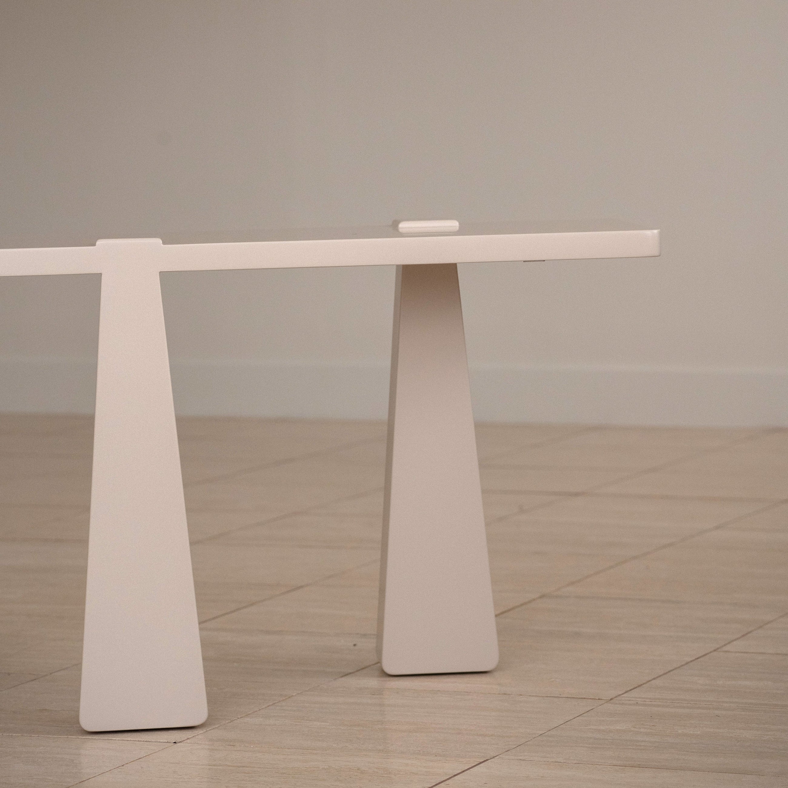 Scaleno Side Table
