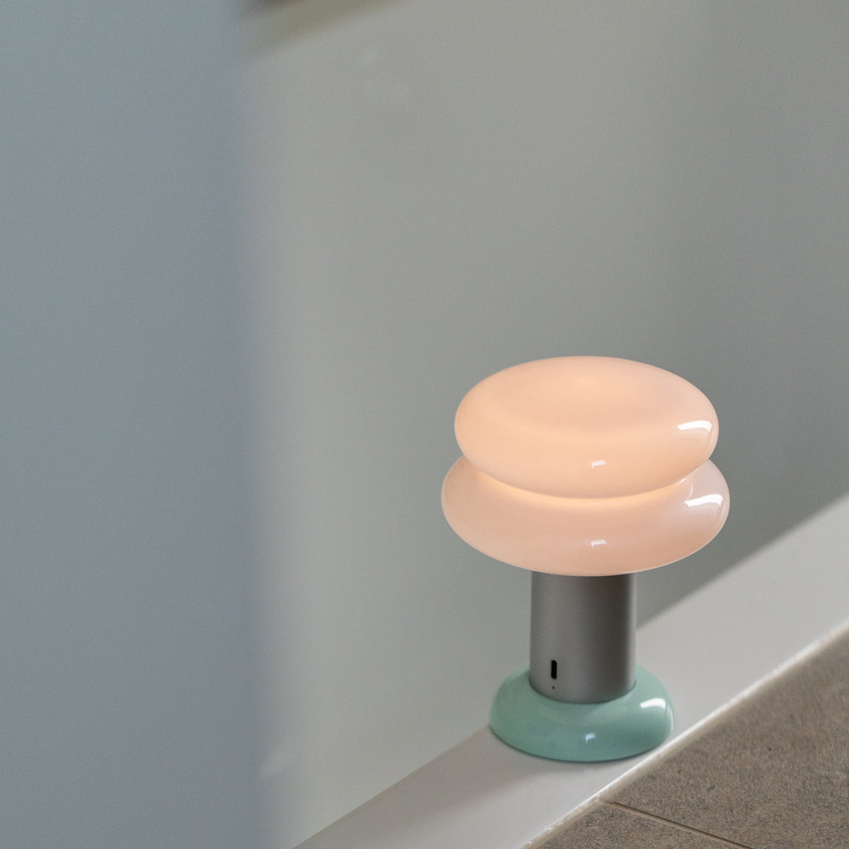 ILKW | Snowman 12 Portable Lamp