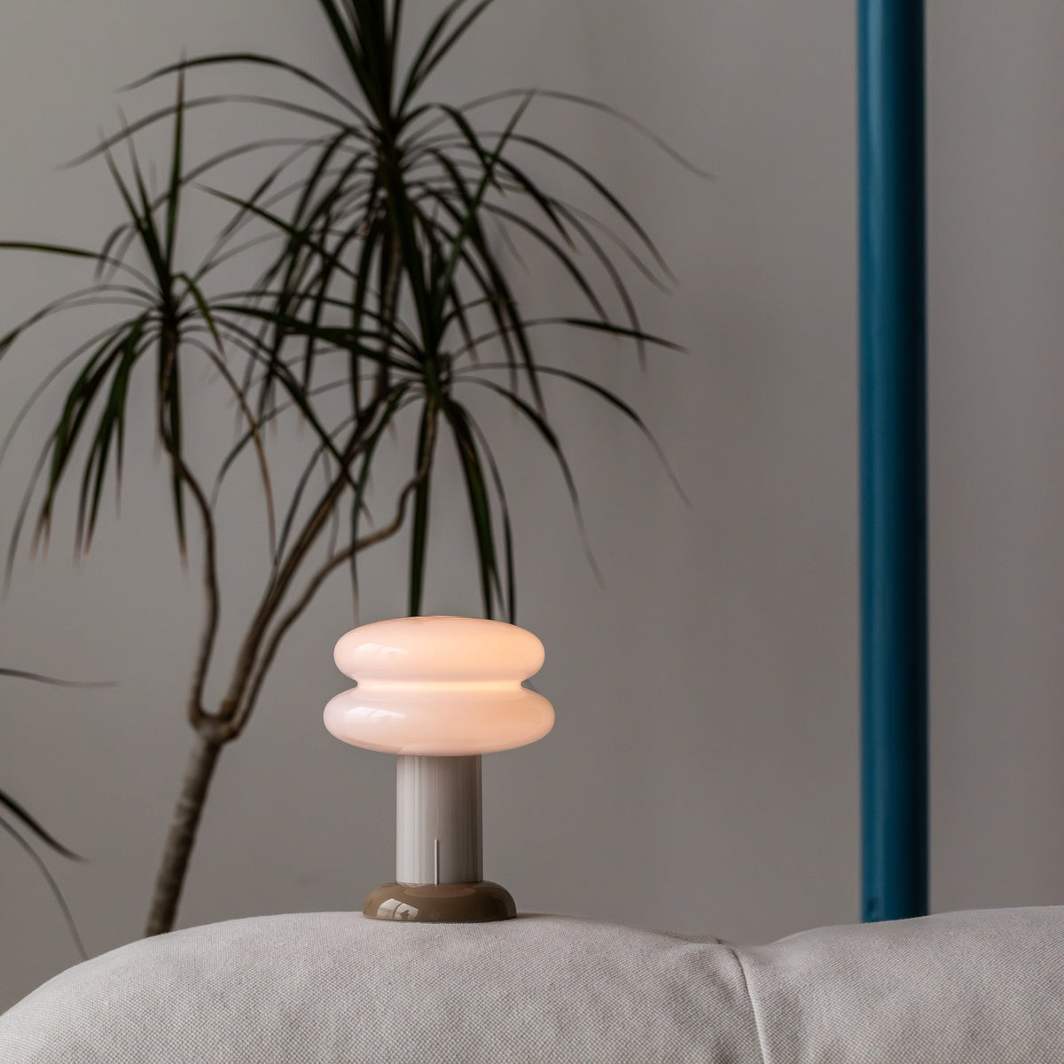 ILKW | Snowman 12 Portable Lamp