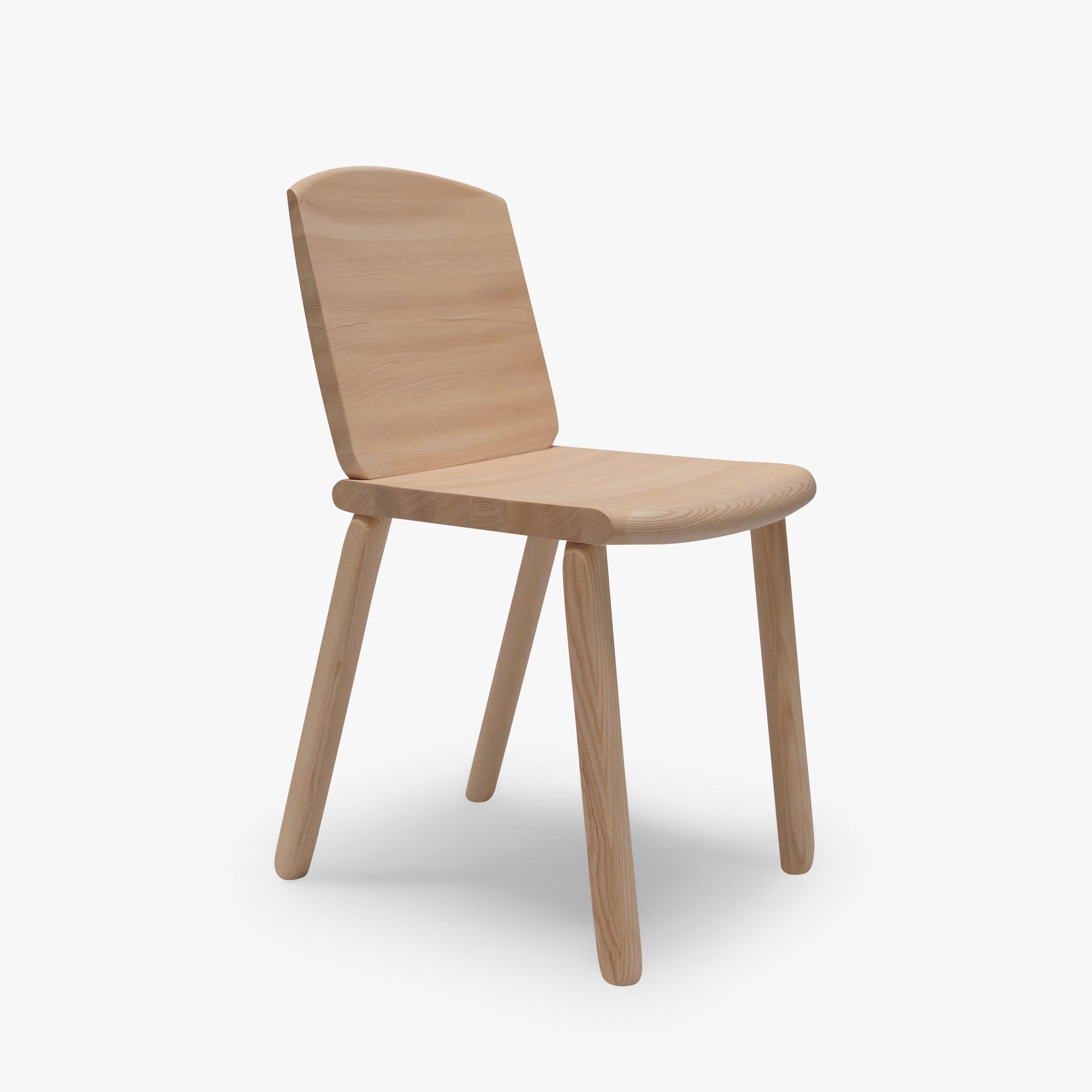 Tachi Chair