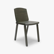 Tachi Chair