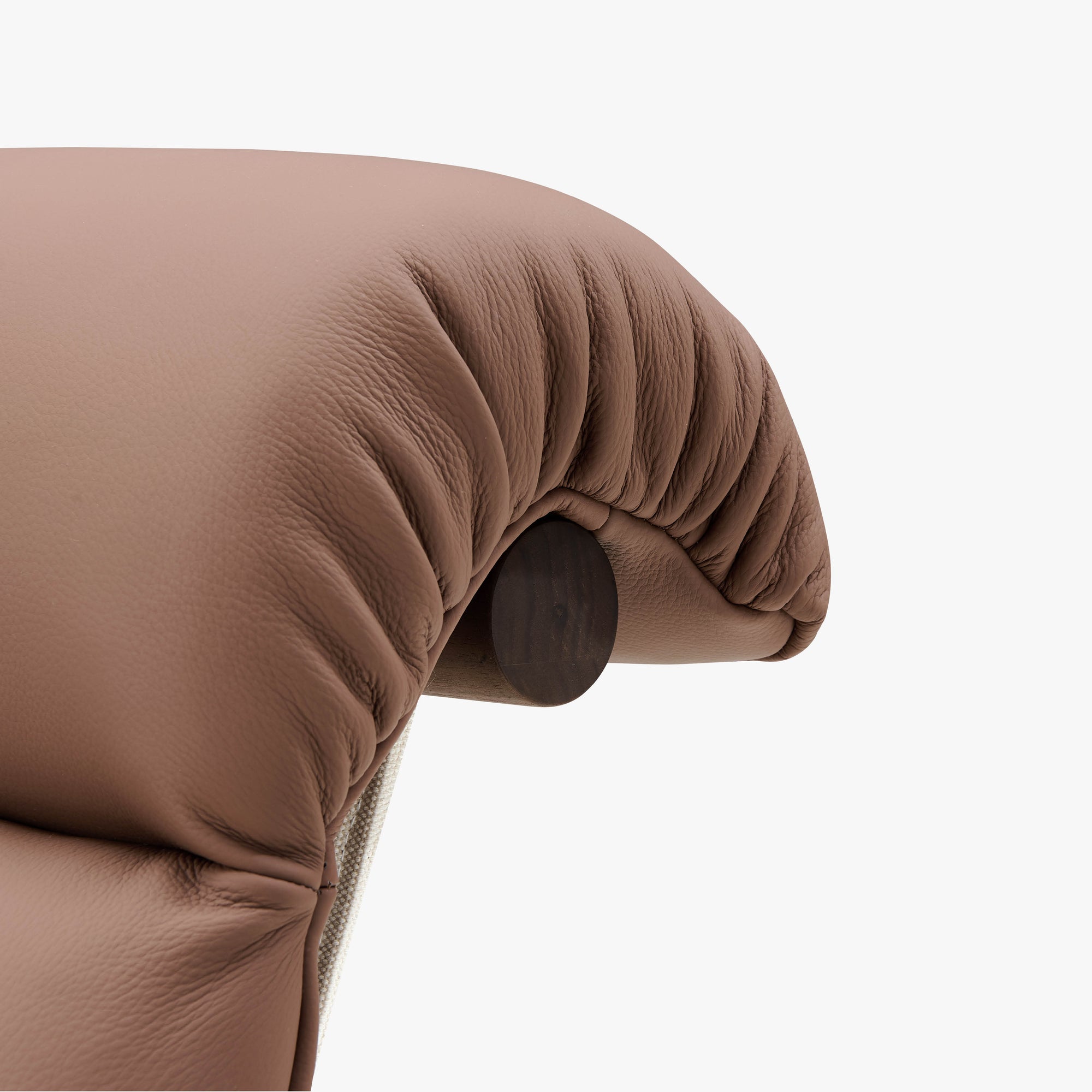Lento Armchair