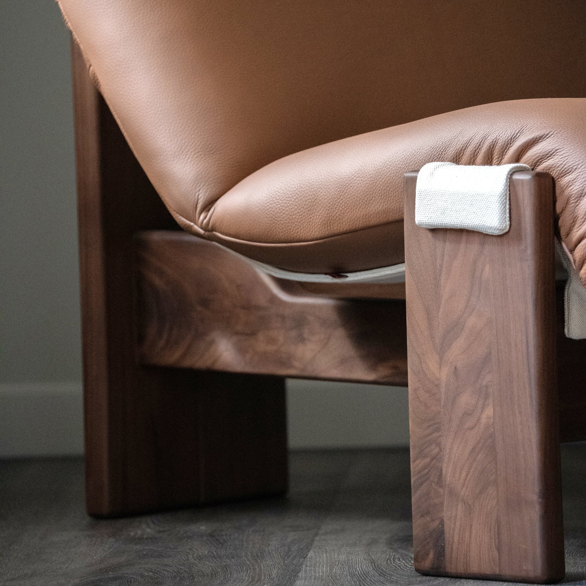 Lento Armchair