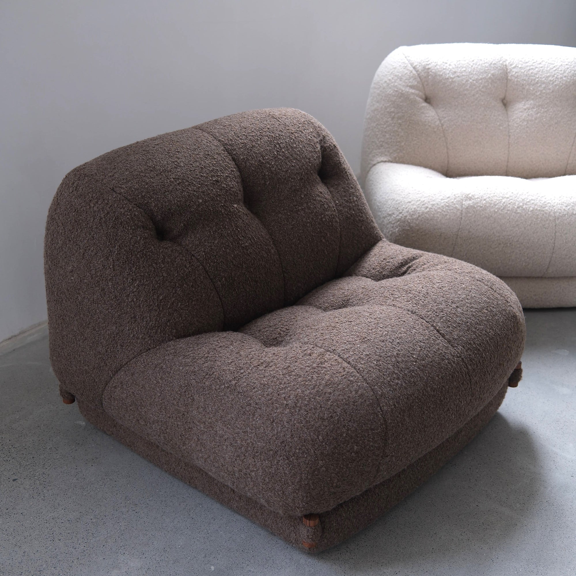 Orlo Armchair