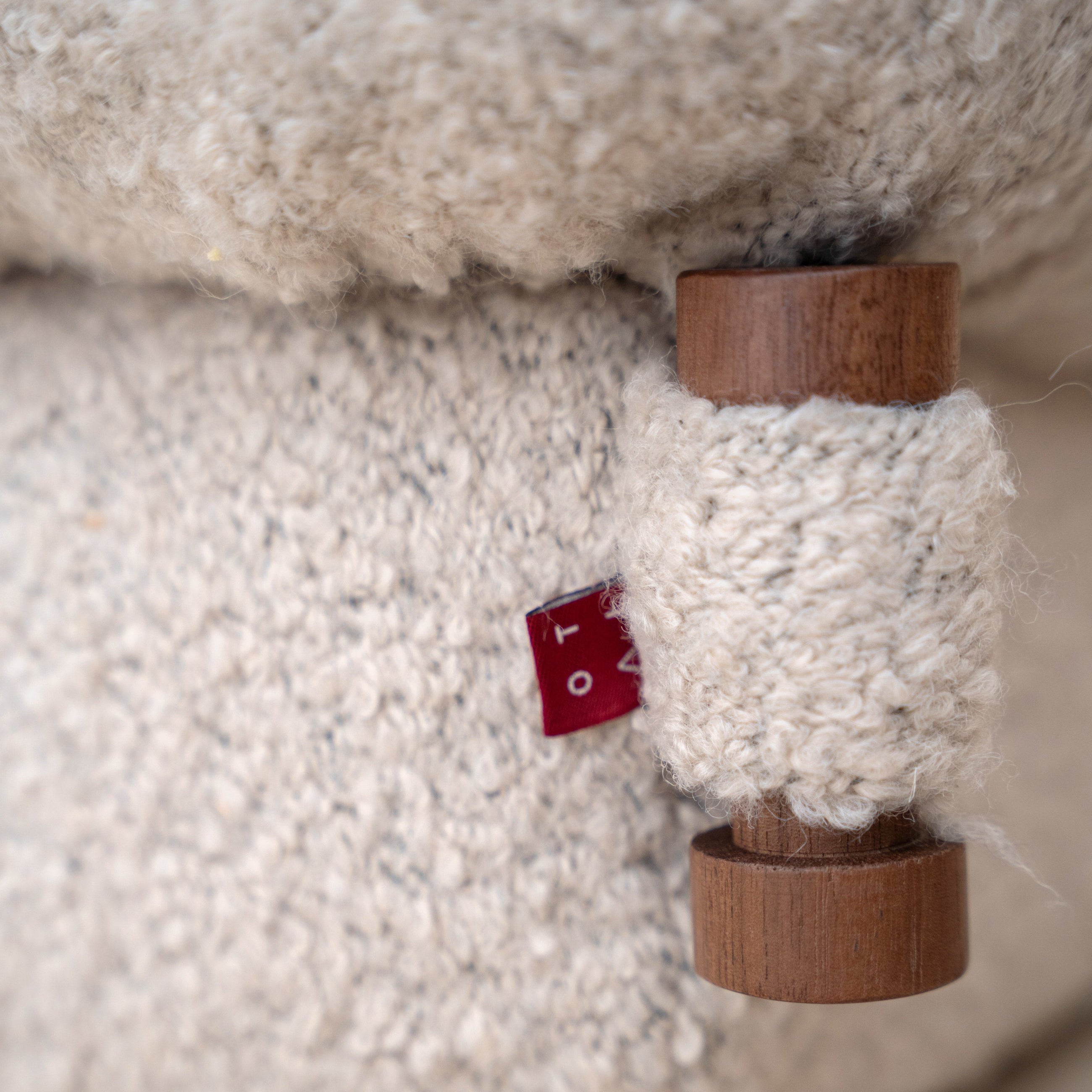 Orlo Armchair