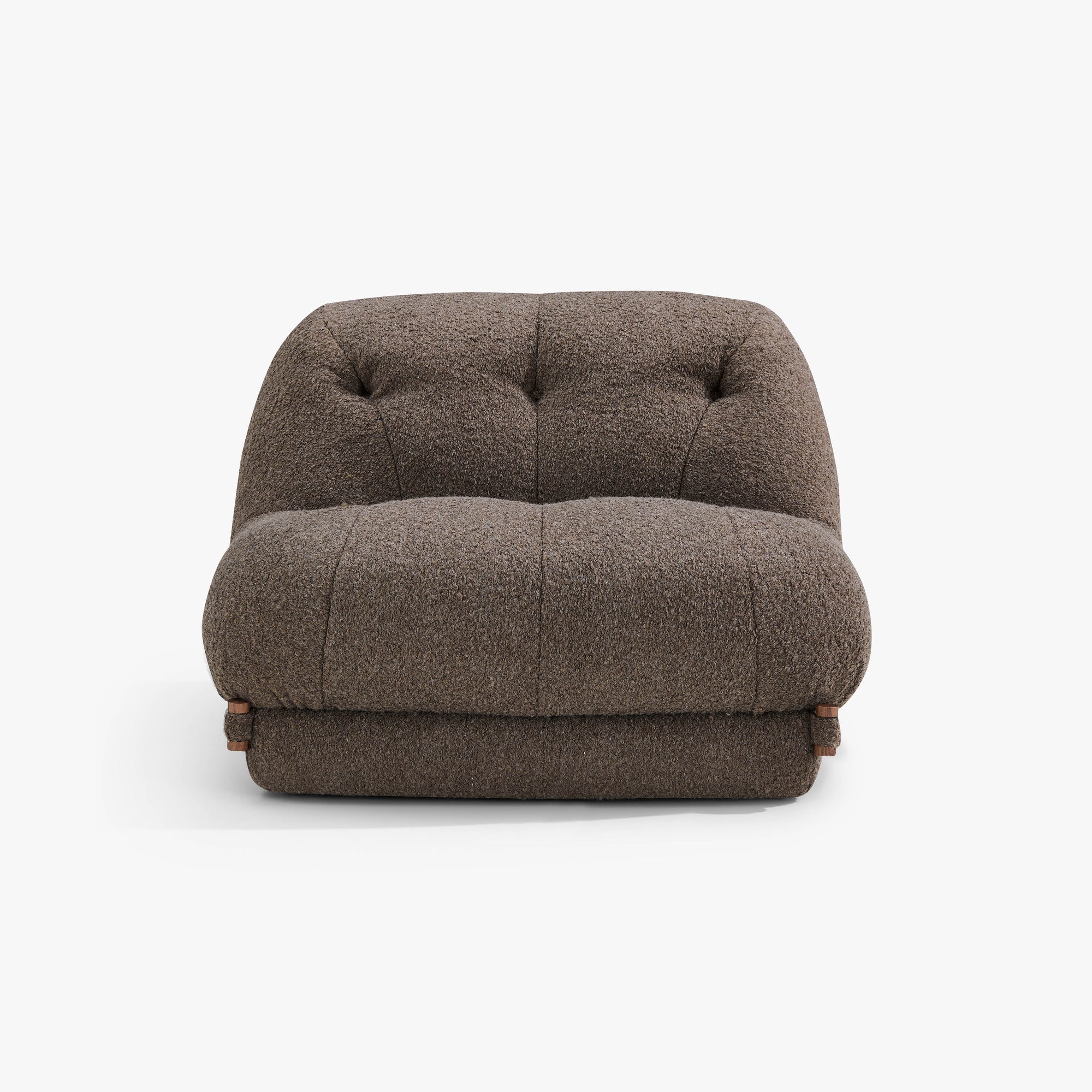 Orlo Armchair