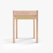 Pila Chair