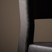 QU.Be Chair