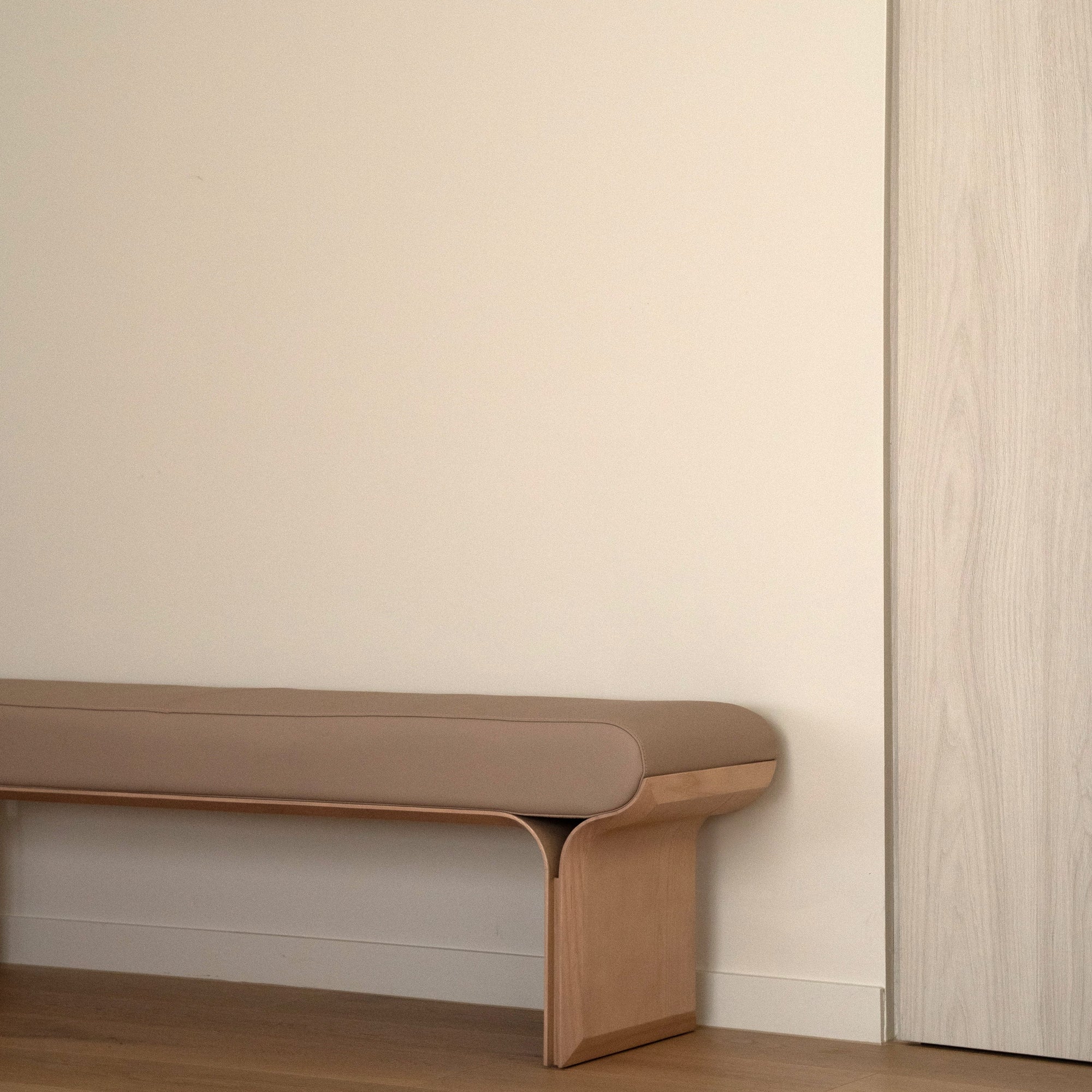 Sable Bench Seat