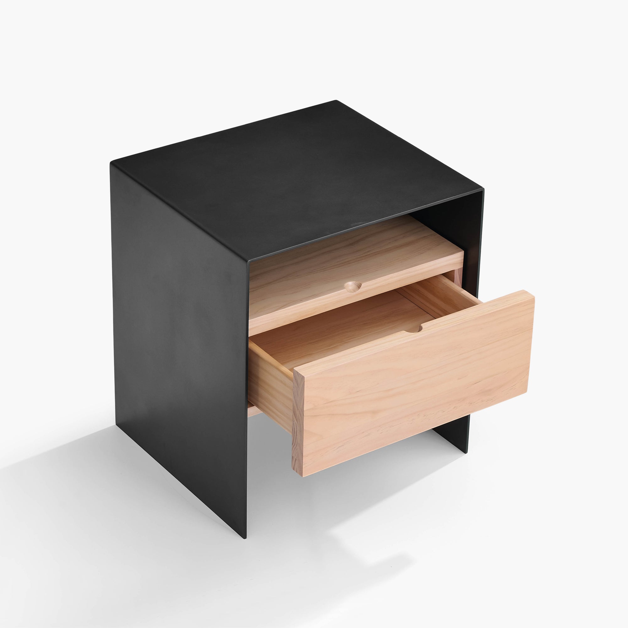 Sola Bedside