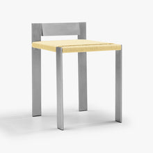 Tira Chair