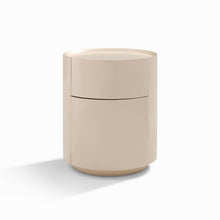 Tondo Bedside