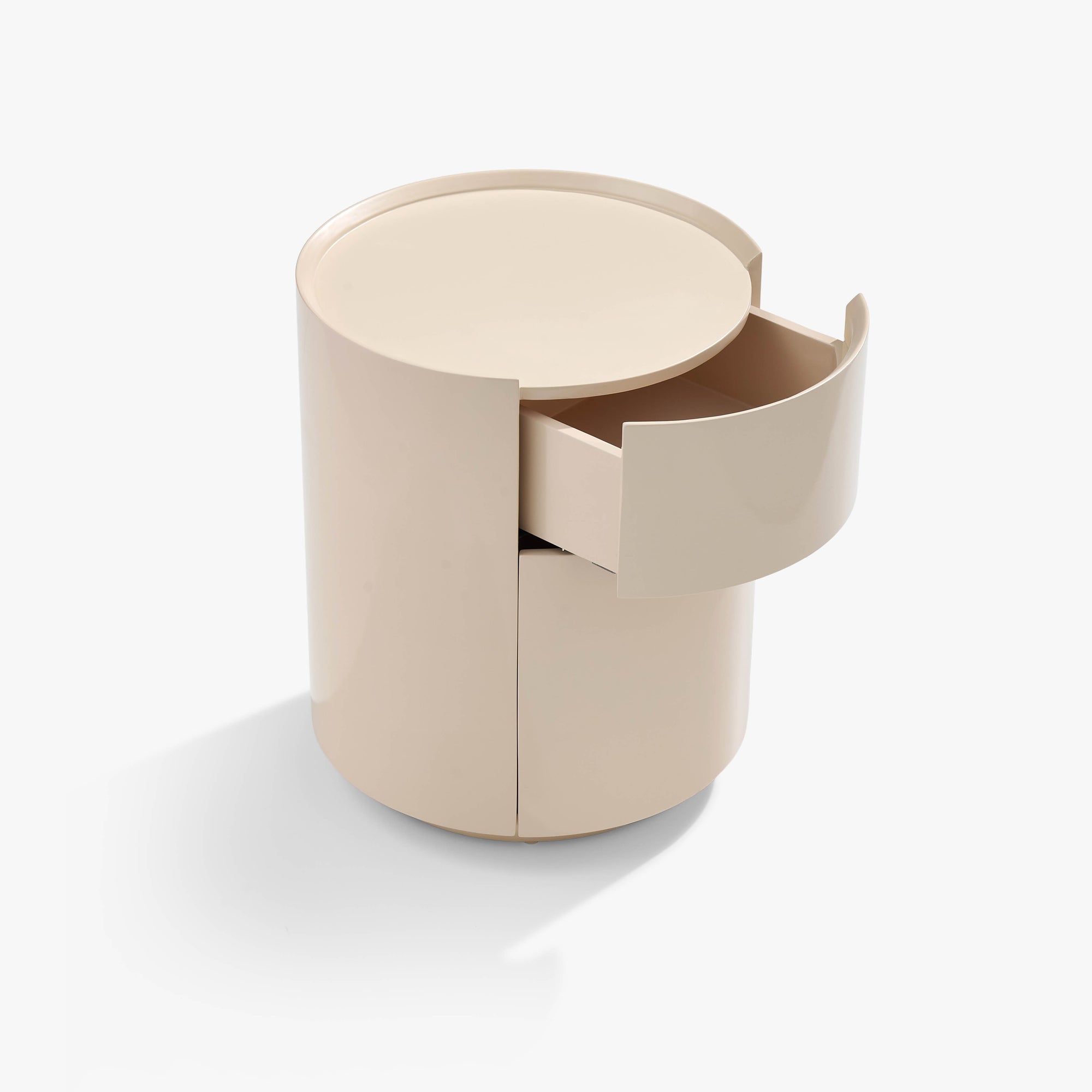 Tondo Bedside
