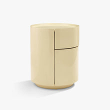Tondo Bedside