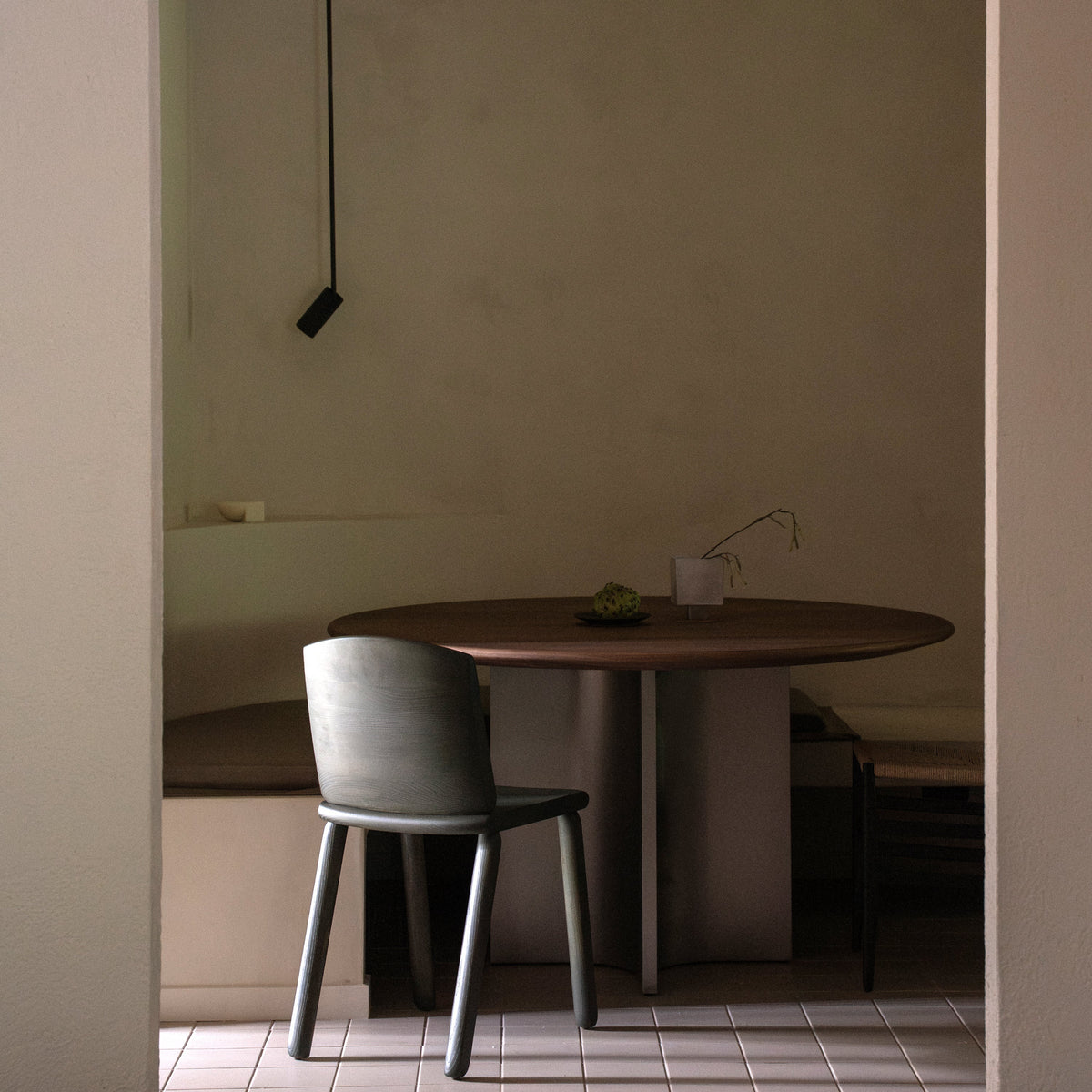 Legato Dining Table