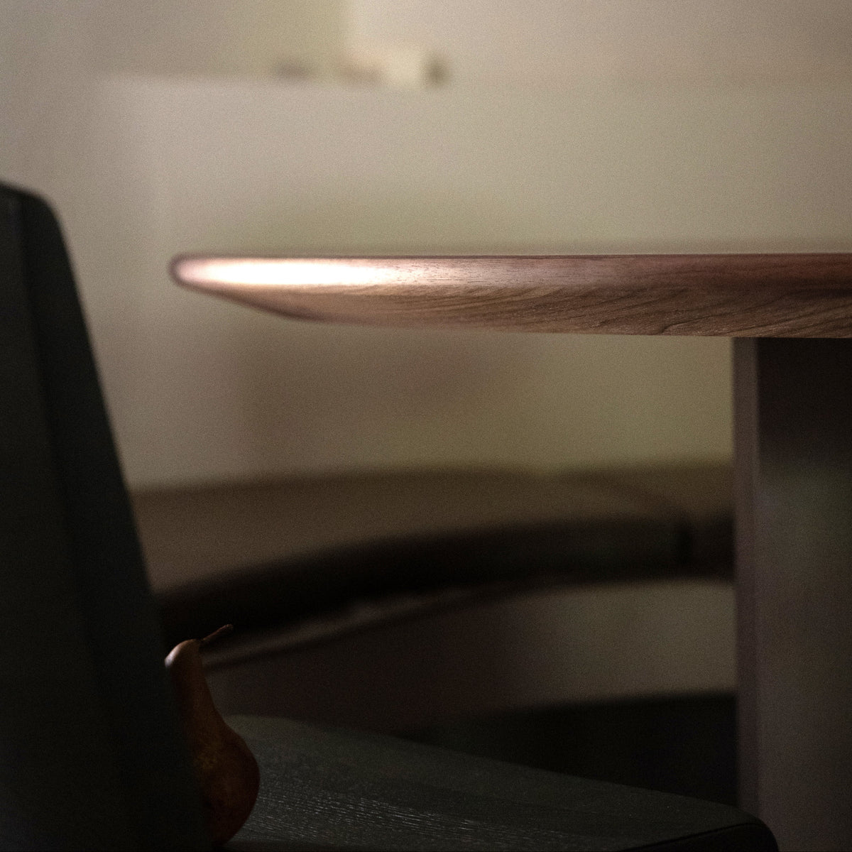 Legato Dining Table