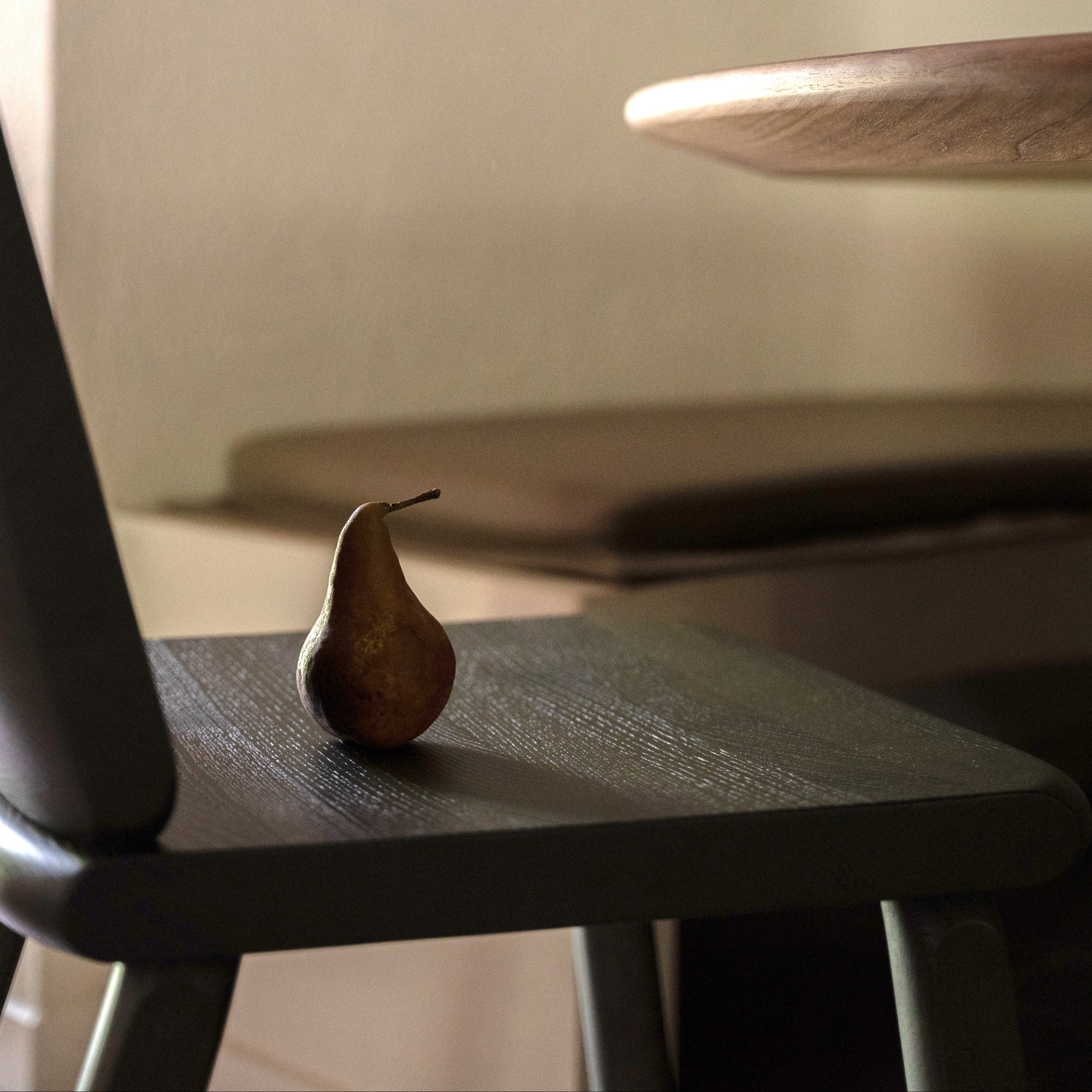 Tachi Chair