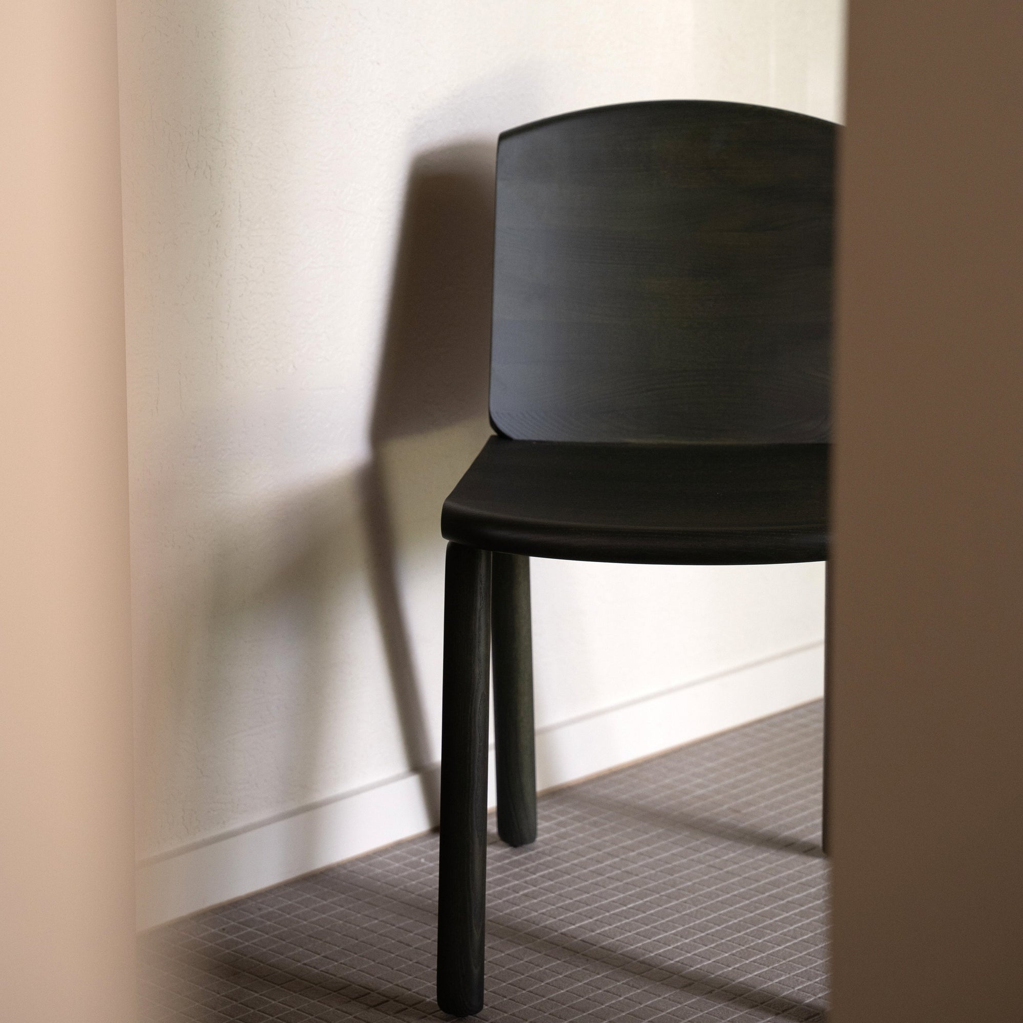 Tachi Chair