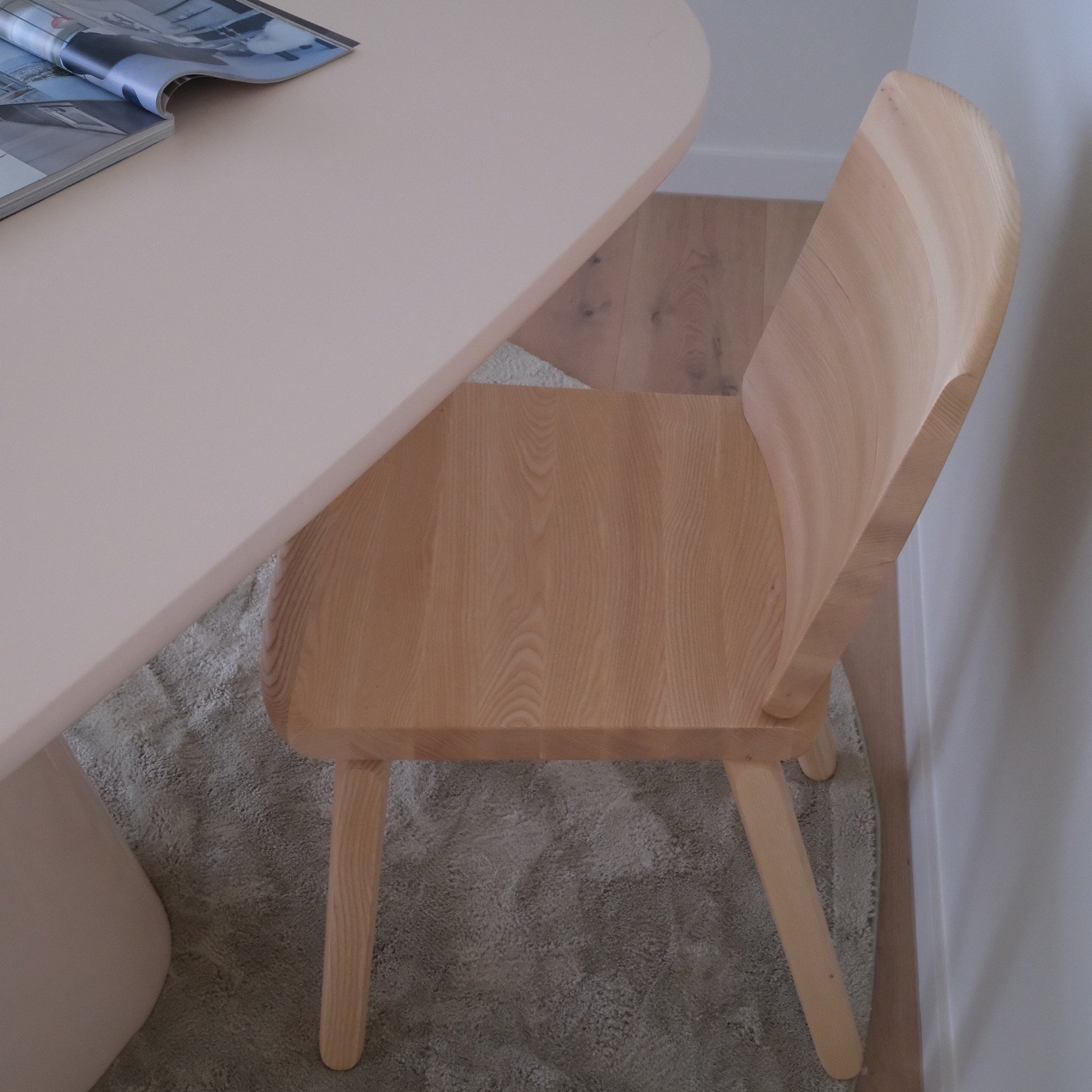 Tachi Chair