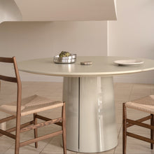 Torno Dining Table