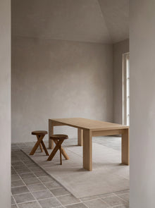 Venato Dining Table