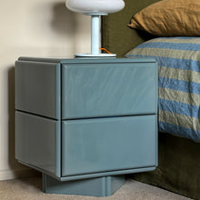 Vetta Bedside