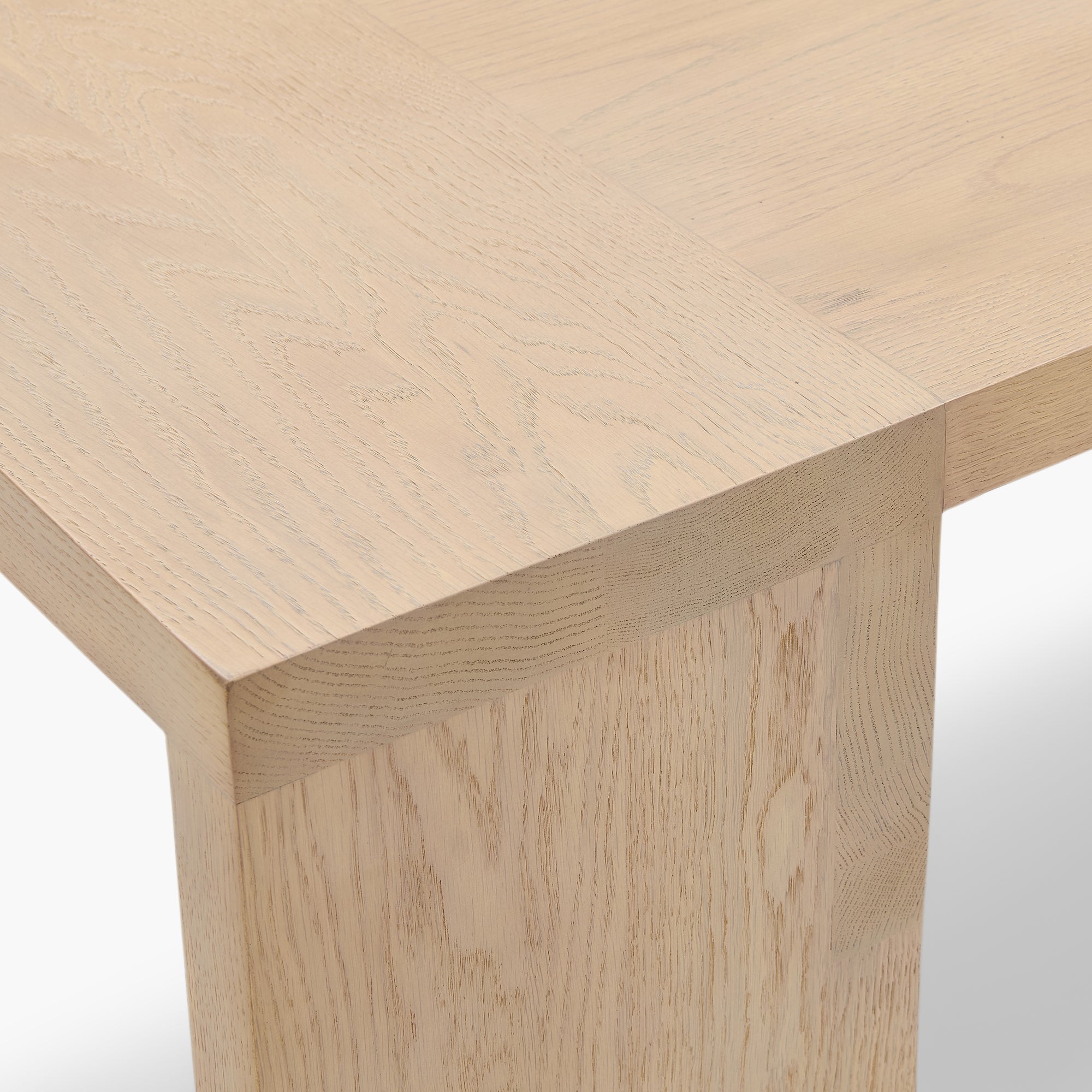 Venato Dining Table